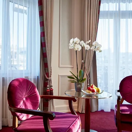 Szálloda The Dufour By Schweizerhof 5*