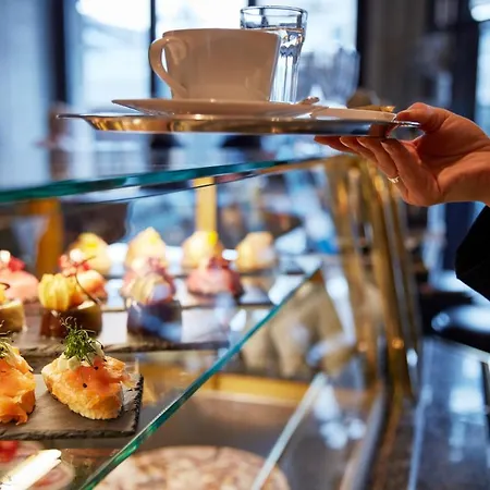 The Dufour By Schweizerhof Hotel 5*